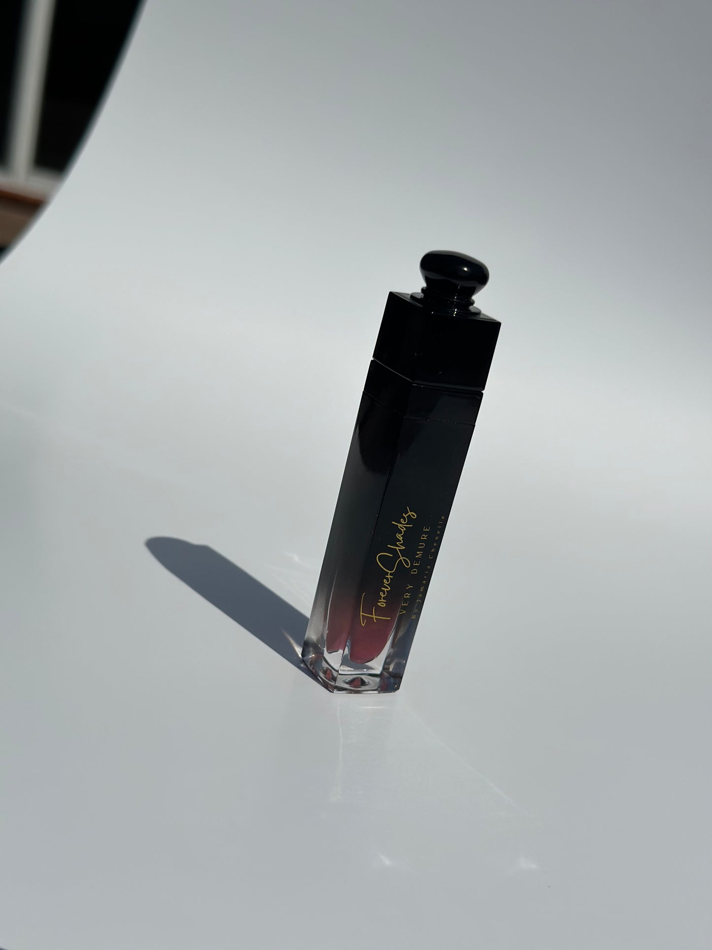 Florence Lip Gloss – Deep Fuchsia Pink Shimmer Gloss | Very Demure Collection