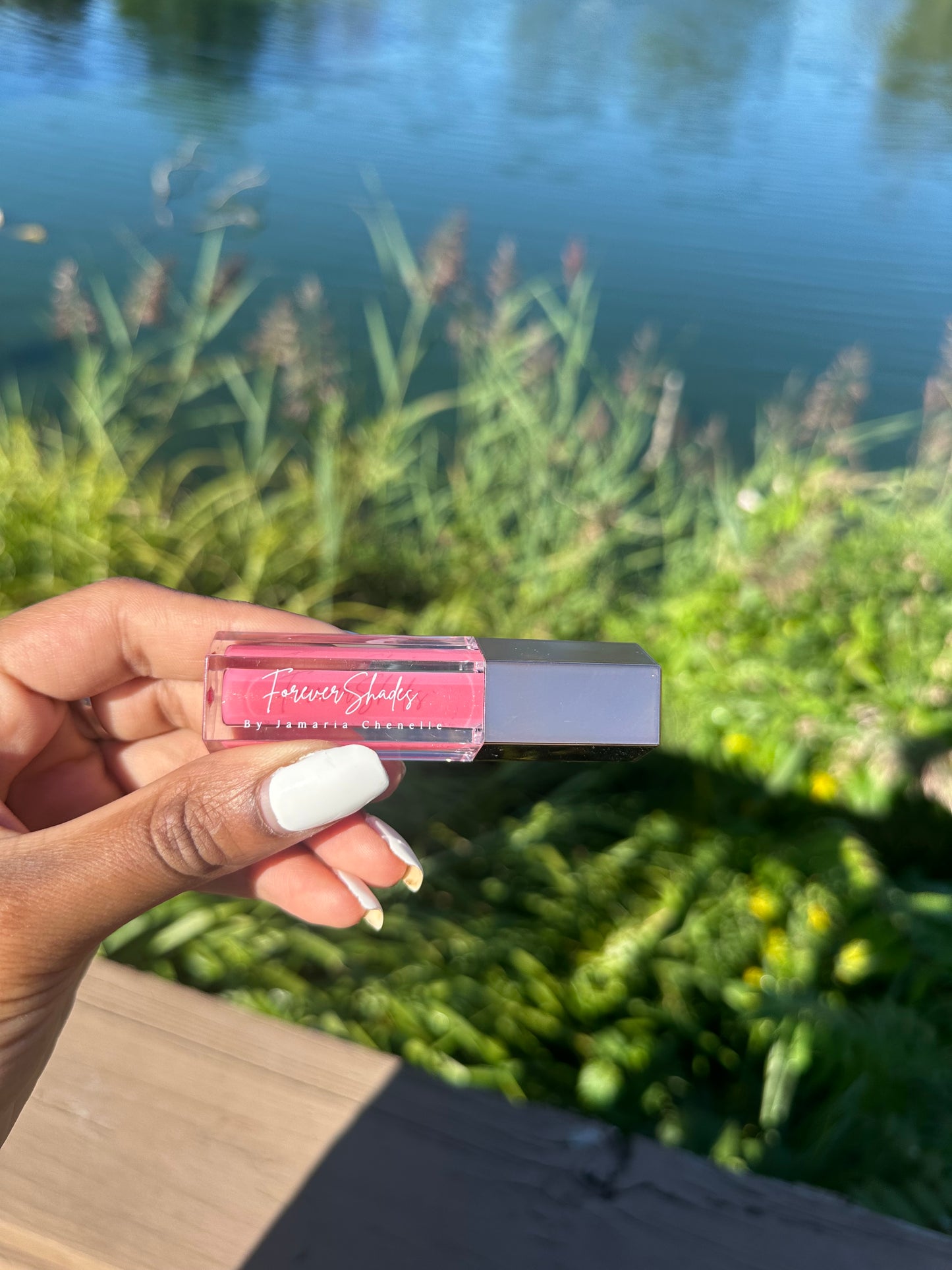 Georgia Peach Shimmer Lip Gloss – Pink Sheer Gloss with Glitter