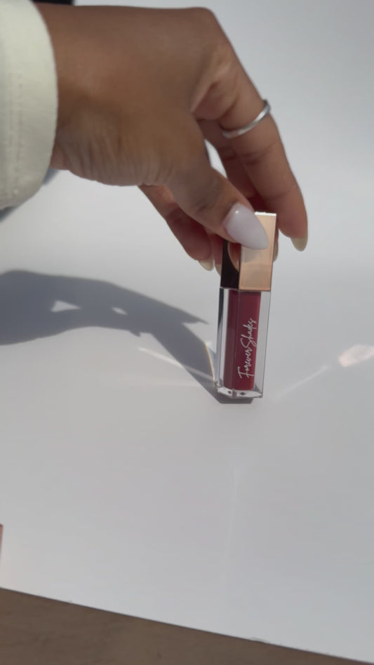 NOVA Plum Lip Gloss – Rich Pigmented High-Shine Purple Gloss