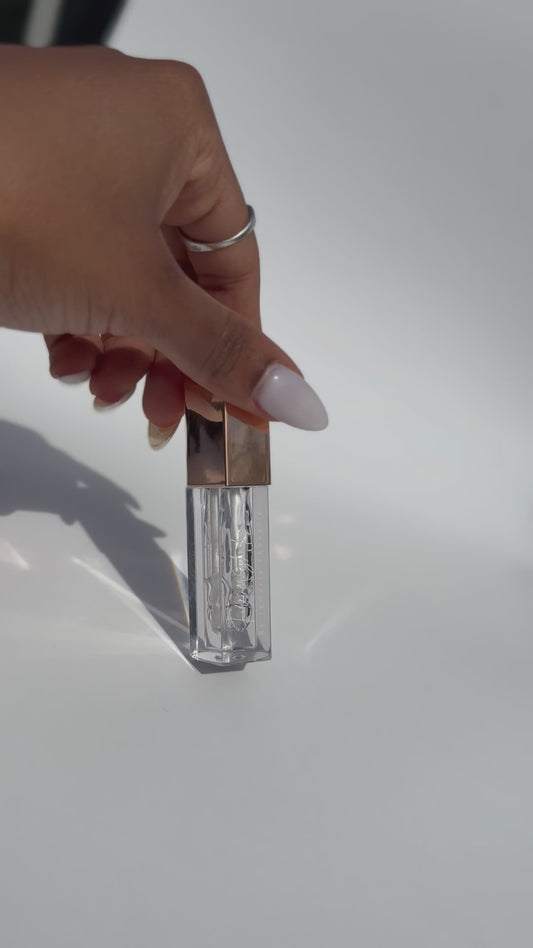 Bird of Paradise Nourishing Lip Oil – Hydrating Gloss for Dry Lips
